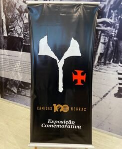 Cartaz de Exposição Comemorativa aos 100 anos dos Camisas Negras - Foto: Victor Rockenbach / Sintonia Esportiva