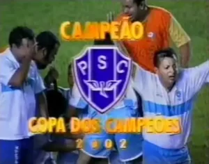 No dia 04/08/2002, o Paysandu vencia o Cruzeiro na Final da Copa dos Campeões nos Pênaltis - Imagem: Reproduçao/TV Globo