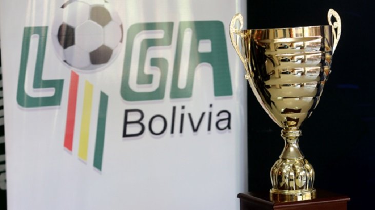 Taça oficial da Liga Bolivia, o Campeonato Boliviano de Futebol - Reprodução: Diez.bo