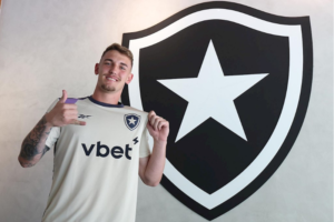 Léo Linck apresentado no Botafogo