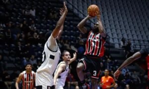 Bennet, marcando mais dois pontos. Foto SPFC