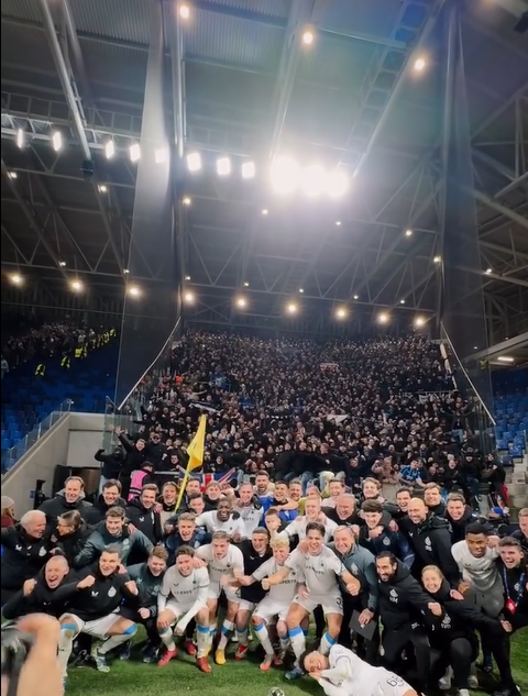 Festa do Brugge na Champions League em Bergamo. Foto: Reprodução / Instagram / Club Brugge KV