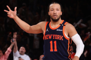 Jalen Brunson como jogador mais decisivo do ano (Reprodução/Internet)