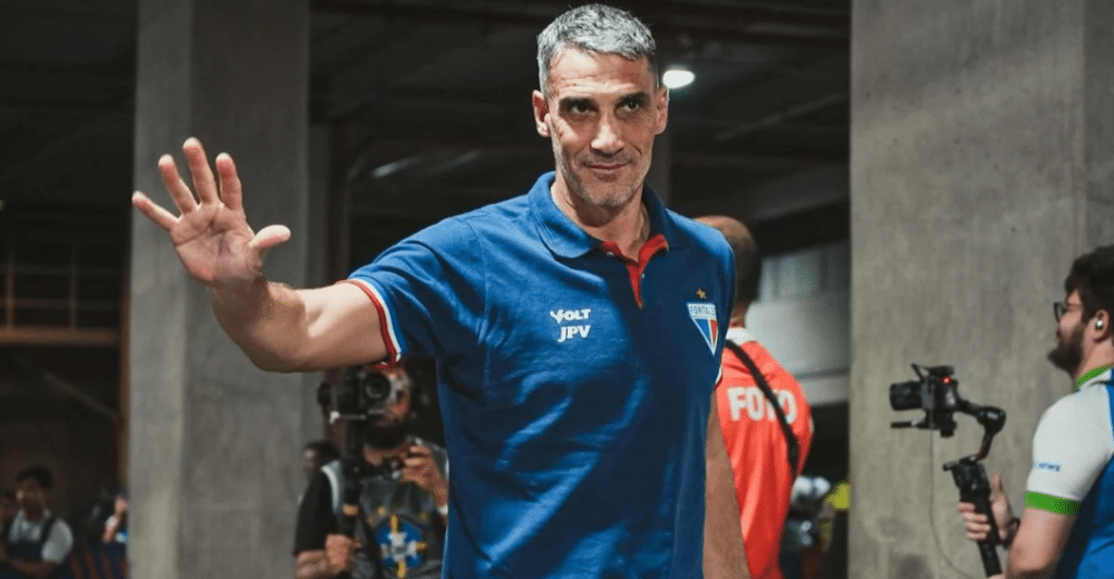 Juan Pablo Vojvoda deixa o comando do Fortaleza após derrota no Clássico-Rei Foto: Fortaleza EC