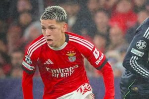 Prestianni em campo contra o Real Madrid