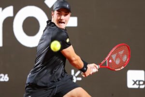 João Fonseca em ação no Rio Open