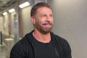 Vasco encaminha venda da SAF para empresa de Marcos Lamacchia