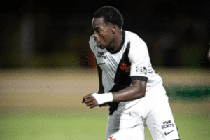 Andrés Gómez vive momento artilheiro e cresce com conselho de Renato