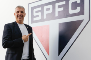 Hernán Crespo no CT do São Paulo