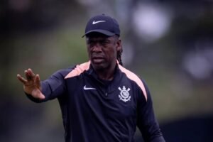 Seedorf em preparação para próximo confronto do Corinthians